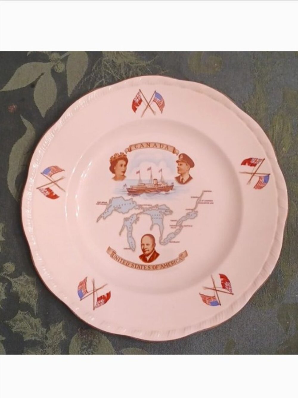 Alfred Meakin Vintage Queen Elizabeth St. Lawrence Seaway Commemorative Plate